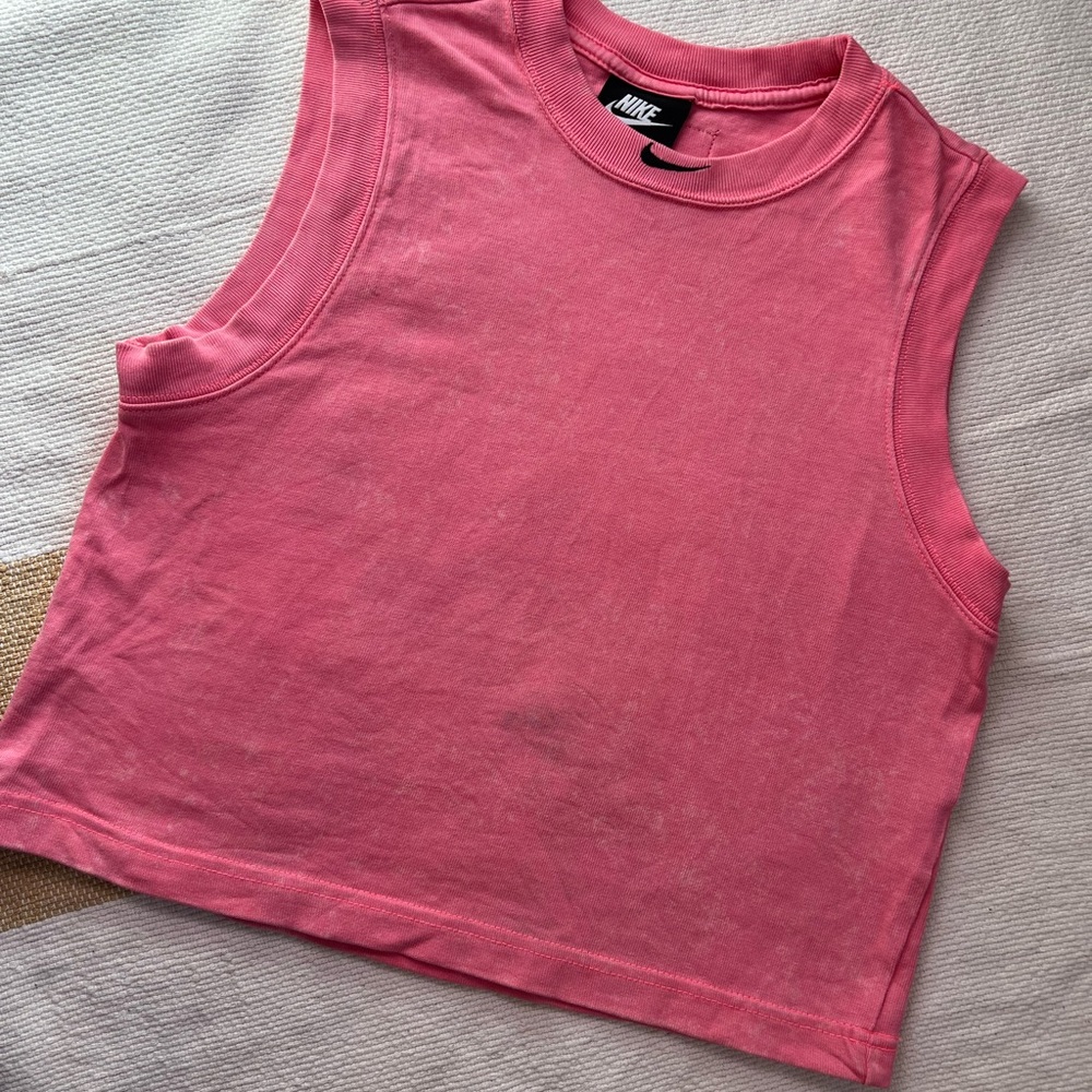 Nike Women's Vibrant Pink Muscle Tee